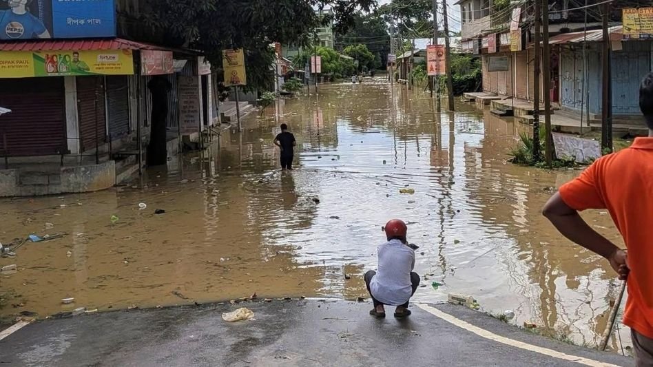 Agartala Wakes Up to Floodwater in Its Homes — Over 1,000 Affected as Haora River Bursts Its Banks