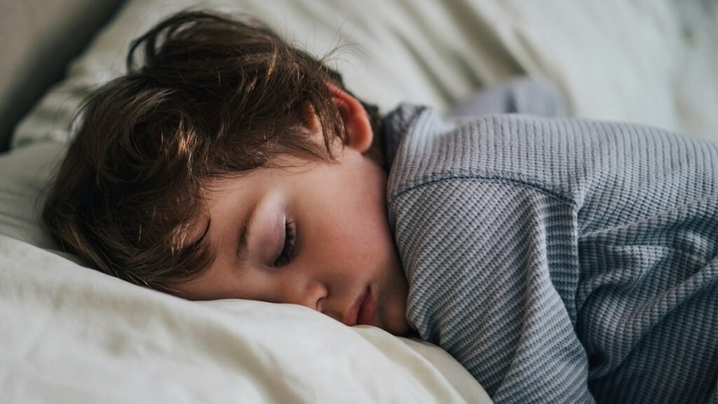 How to Stop a Toddler Waking Up Too Early Every Morning