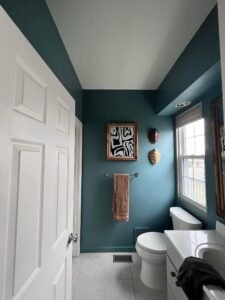 How to Paint a Small Bathroom Without Removing the Toilet