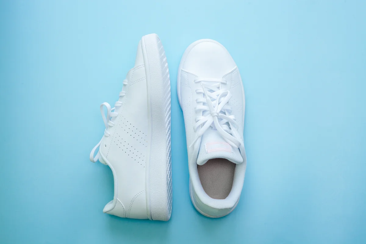 How to Clean White Sneakers Without Bleach: Step-by-Step