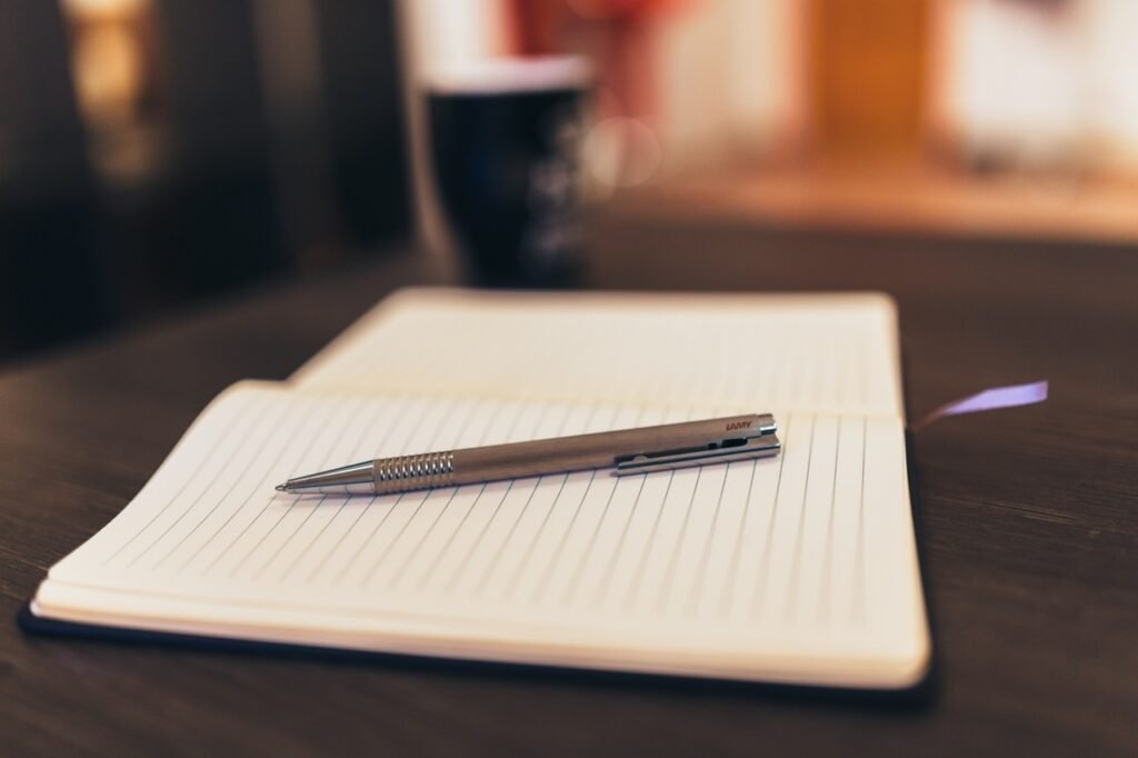 How to Start Journaling When You Hate Writing (12 Easy Ways)