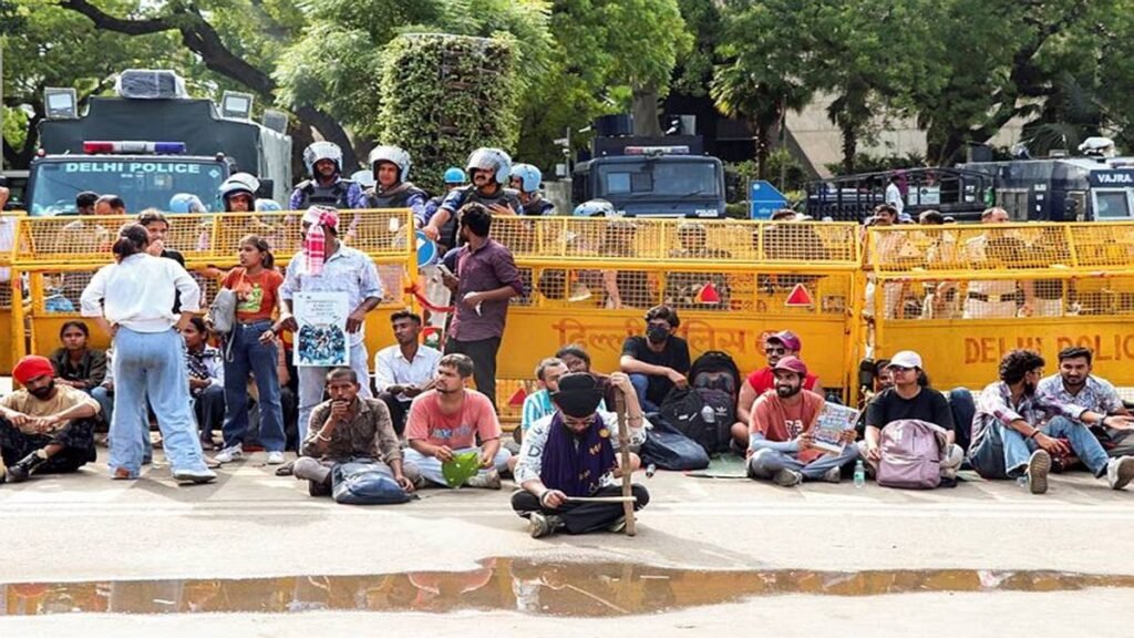 Three Activists Arrested After Jantar Mantar Protest Standoff