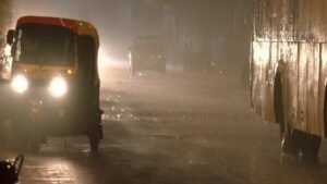 Delhi Rain Brings Relief as AQI Improves, Winter Nears
