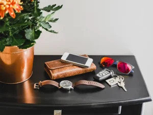 How to Stop Losing Your Keys, Phone and Wallet Every Morning